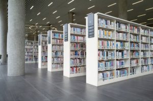 圖書館資料整理員的日常