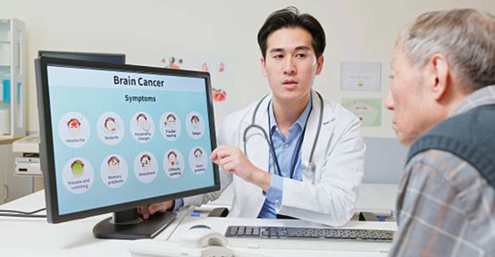 言語治療師飽和