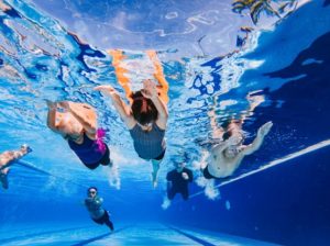 成人游泳課程收費