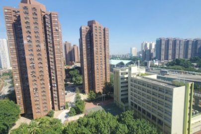 70校網小學邊間好