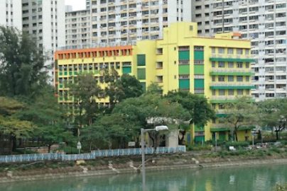71校網小學邊間好