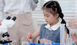 寶安商會溫浩根小學好唔好