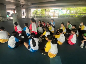 堅樂中學校風好唔好